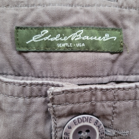 Eddie Bauer Cotton Hiking Cargo Shorts Size 2 - Picture 3 of 3